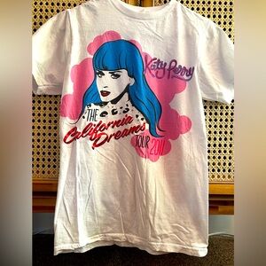 2011 Katy Perry “California Dreams” tour shirt